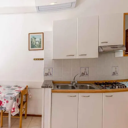 In 45657 Apartamento *